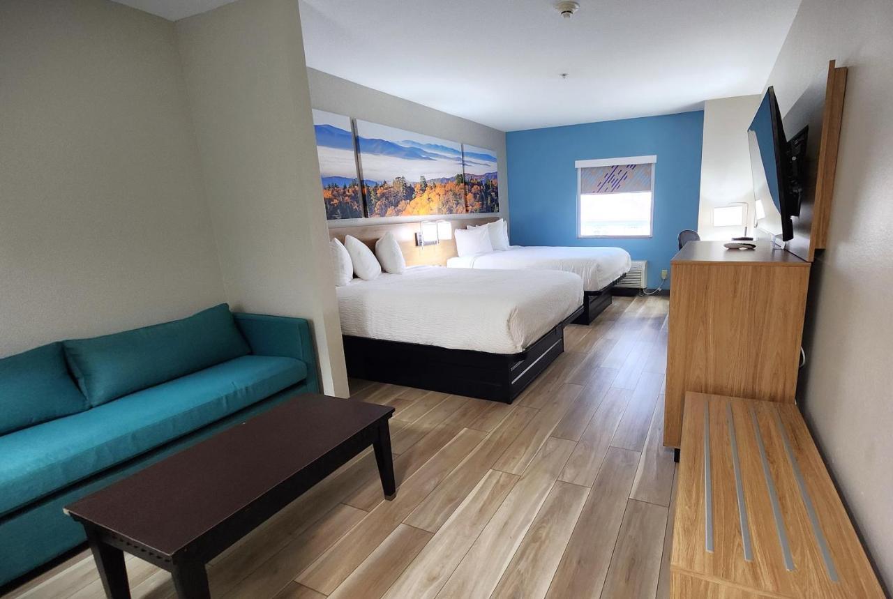 Days Inn & Suites By Wyndham Russellville Bagian luar foto